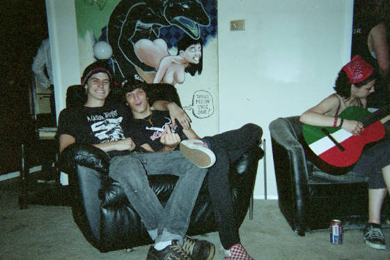 img003.jpg