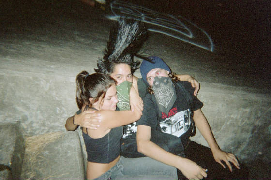 img027.jpg
